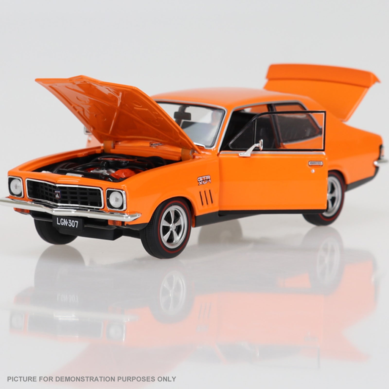 DDA Collectibles Series - 1:24 Lone O'Ranger Holden Torana LJ V8 Prototype